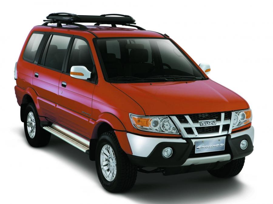  Isuzu Crosswind 2005 года  (фото 2 из 3)